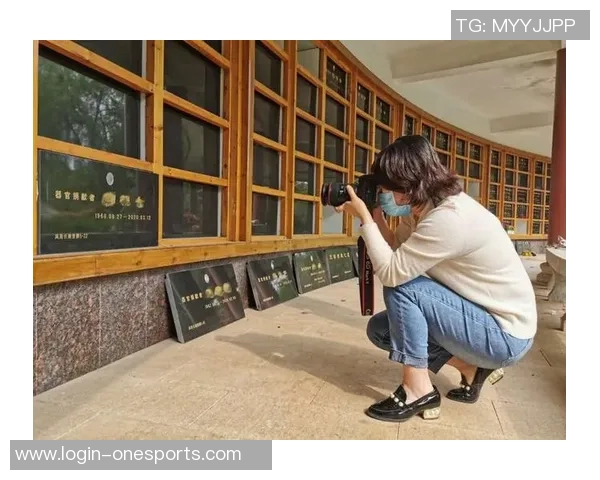 实时新闻刘芳专访从羽毛球新星到冠军之路的心路历程回顾